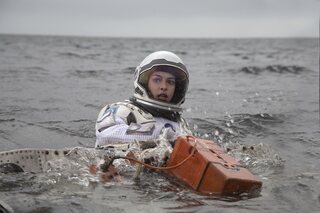 Interstellar Anne Hathaway IJsland