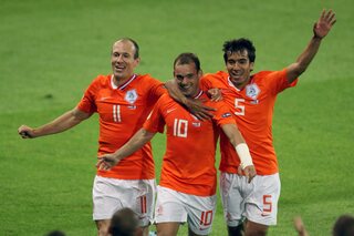 One day, one goal: Wesley Sneijder vervolmaakt Franse vernedering op EK 2008