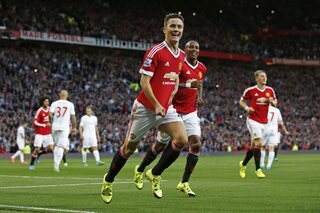 One day, one goal: la volée magistrale de Benteke contre United