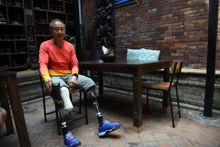 Xia Boyu bereikt de top van de Everest met twee beenprotheses