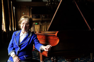 Deze muzieksterren overleden afgelopen maand