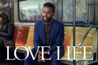 Qui est William Jackson Harper, l’interprète du personnage principal de la saison 2 de « Love Life »