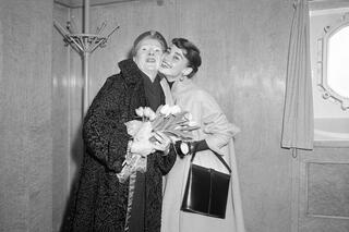 Audrey Hepburn en haar moeder