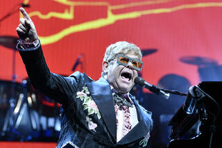 L'histoire derrière le tube d'Elton John, 'Your Song'.