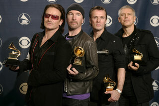 U2, groupe de rock mythique, a remporté de nombreux prix.