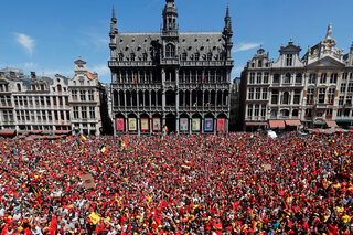 La Grand Place de Bruxelles était noire-jaune-rouge de monde en 2018.