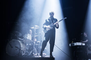 Black Box Revelation Rock Ternat