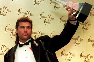 'Achy Breaky Heart' de Billy Ray Cyrus fête ses 30 ans
