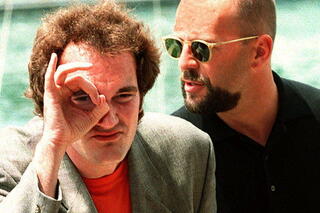 Bruce Willis naast regisseur Quentin Tarantino