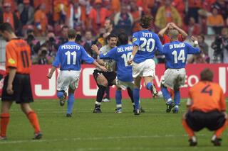 Italië ging naar de finale van EURO 2000.