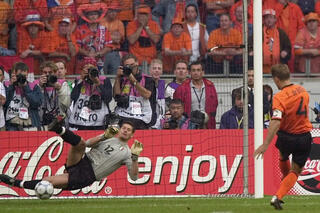 De Boer miste een penalty tegen Nederland.
