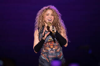 Shakira - 'Eyes like you'