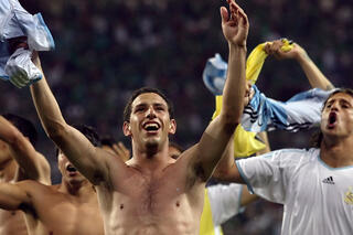 Maxi Rodriguez viert de overwinning tegen Mexico