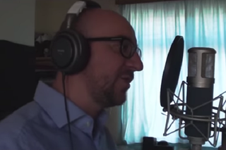 Charles Michel chante en 2012 pour Wavre