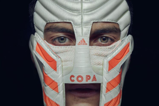 the mask of Paulo Dybala, made by an Chinese artist