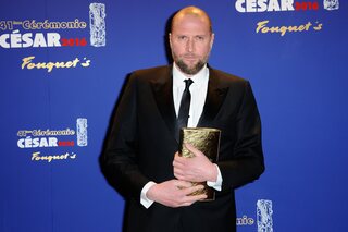 François Damiens remporte le César du meilleur acteur pour le film dramatique "Les Cowboys".