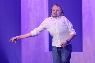 Guillaume Bats cultive l'autodérision dans son spectacle.