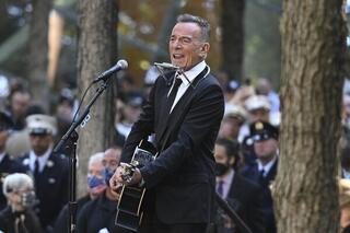 Bruce Springsteen is een van de eerste sterren die een deel van zijn lichaam liet verzekeren.