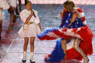 Jennifer Lopez et sa fille au Super Bowl