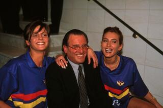 Louis de Vries bij de voorstelling van fusieclub Germinal Beerschot Antwerpen