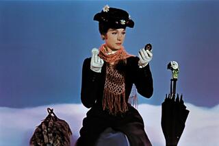 Julie Andrews dans son rôle iconique, Mary Poppins.