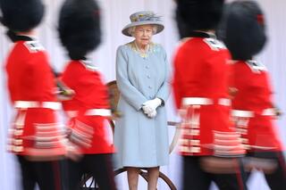 Op zes februari viert de Queen haar zeventigste troonverjaardag.