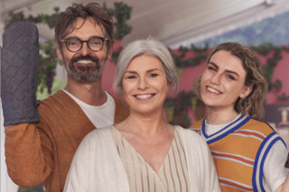 Ten tweede komen Danny Timmermans met haar plusdochter Gloria Monserez aan bod in de special voor moederdag.