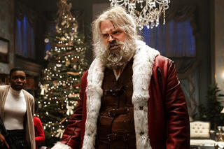 Violent Night David Harbour kerstman