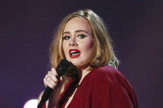 Le calvaire de Yasmine Bleeth et Mariah Carey n'a jamais fait l'amour à son ex-fiancé