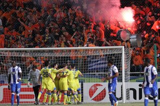 De Cyprioten vieren een doelpunt tegen Porto