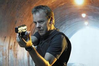 Kiefer Sutherland incarne Jack Bauer dans la série à suspense '24 Heures Chrono'.