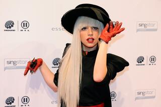 Lady Gaga au début de sa carrière avec Just Dance en 2008.