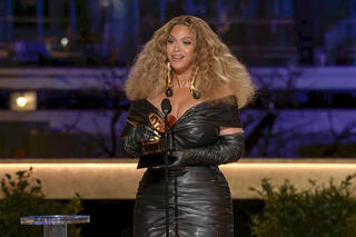 Beyoncé Crazy in Love sample