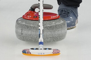 Allen en zijn vrienden, geen bekenden voor het grote publiek, vonden hun uitdaging in 2018 in curling.