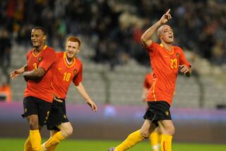 Lepoint buteur chez les Diables avec du beau monde