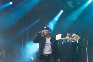 Le dilemme de Dour : Hamza ou Metronomy ?