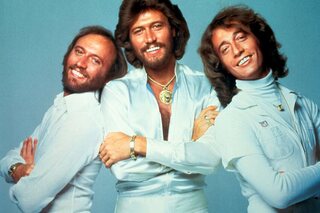 Comment les frères Gibb sont devenus les Bee Gees.