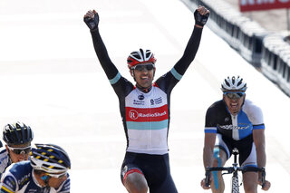 Cancellara zegeviert voor de derde maal in de Hel