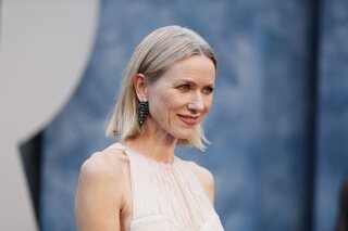 Naomi Watts dans le rôle de Babe Paley