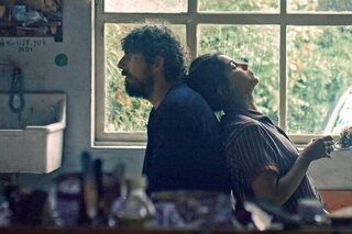 Damien Bonnard en Leïla Bekhti in 'Les intranquilles'