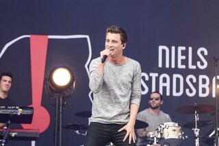 Niels Destadsbader performera à Suikerrock