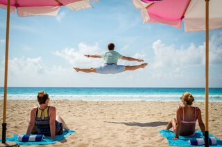 Barb and Star Go to Vista Del Mar