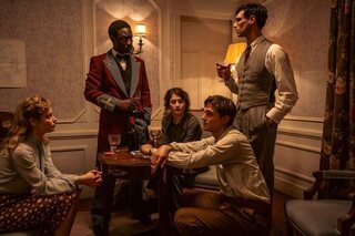 Comment la nouvelle série de Netflix ‘Transatlantic’ a été inspiré par ‘Casablanca’