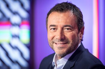 Tpmp Bernard Montiel Devoile Son Salaire De Tf1 Cyril Hanouna Choque