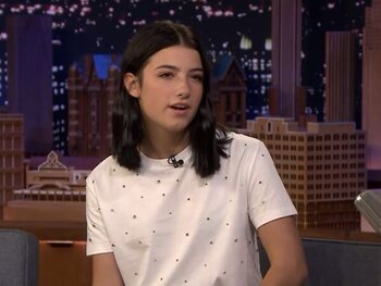 Wie Is Charli D Amelio De Koningin Van Tiktok