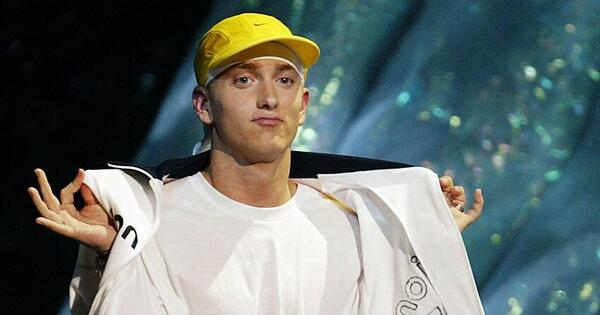 Het verhaal achter Eminems hit 'Without Me' die 20 jaar geleden uitkwam